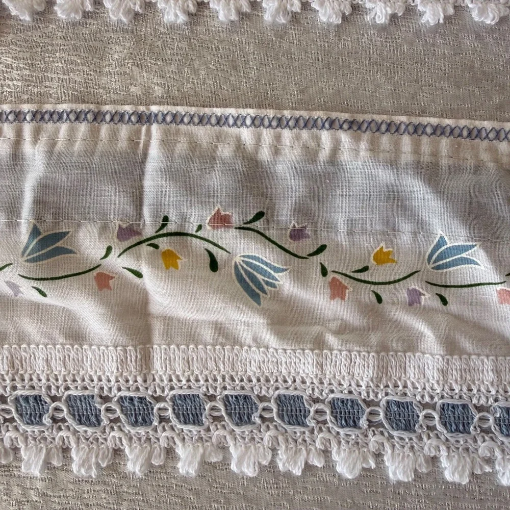 2pc Vintage Floral Curtain Valance Panels 51x5 Blue Lace Cottagecore Farmhouse